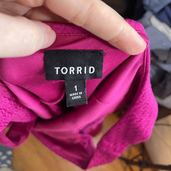 Torrid Magenta Sleeveless V-Neck Fit & Flare Dress Size 1 - Picture 4 of 6